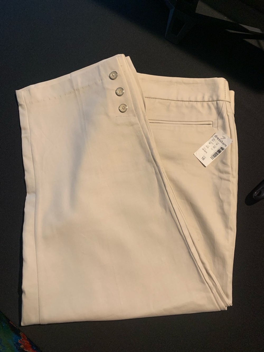 Roz & Ali Cream Cropped Button-Hem Pants